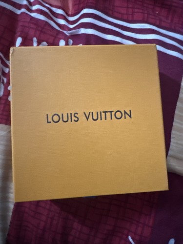 Authentic louis vuitton - louis, belt