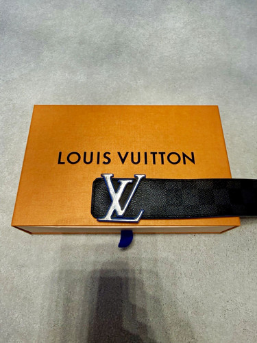 Louis vuitton 40mm - 40mm, black